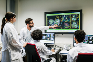 Doctors discussing